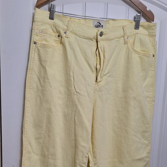 Jordache Vintage Yellow Women's High Rise Straight Legs Jeans Size 14 - Picture 2 of 11